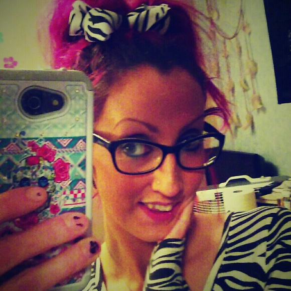 Meet your Posher, ⭐🌜MoonRayy🌛⭐ - Picture 4 of 6